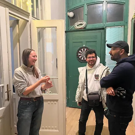 Waterfall بيت شباب